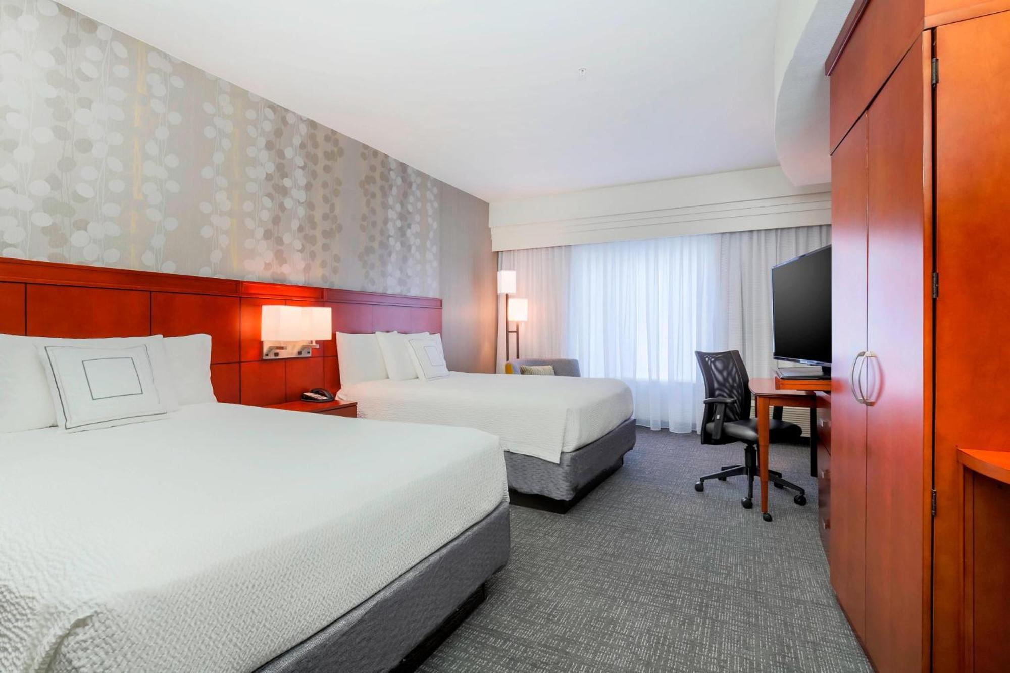 Courtyard By Marriott Dallas Arlington South Exterior photo
