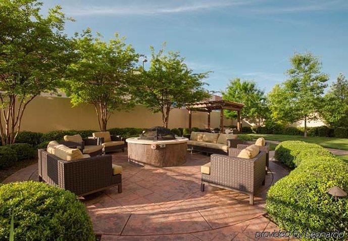 Courtyard By Marriott Dallas Arlington South Exterior photo