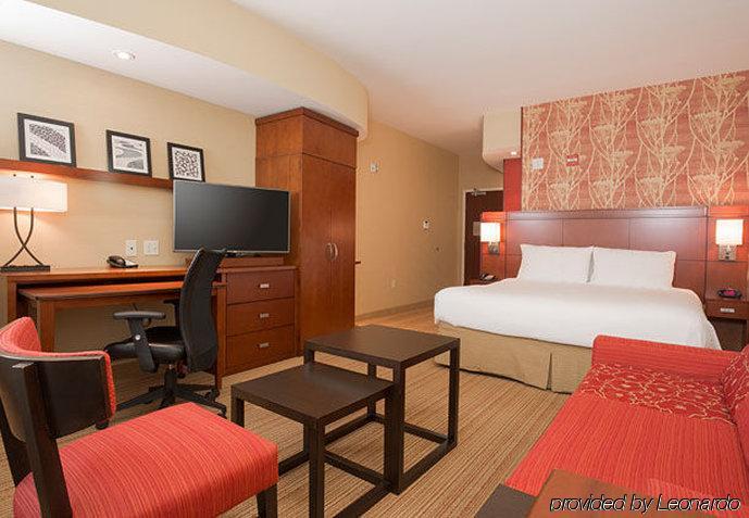 Courtyard By Marriott Dallas Arlington South Exterior photo