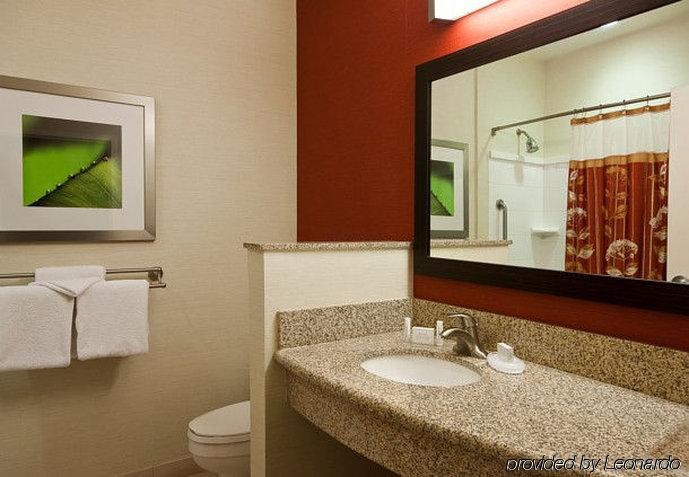 Courtyard By Marriott Dallas Arlington South Exterior photo